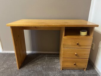 Dřevěný dětský stůl - 2