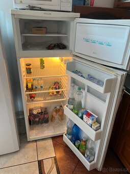 Lednice Philco – 140 cm – mrazák nahoře – levně - 2