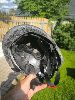 Dětská cyklistická přilba Abus - 2