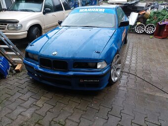 BMW E36 328 coupé drift - 2