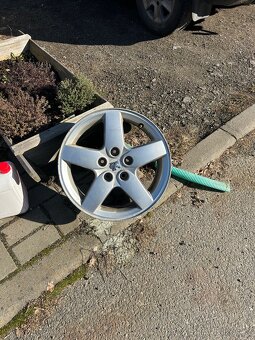 Alu disky peugeot - 2