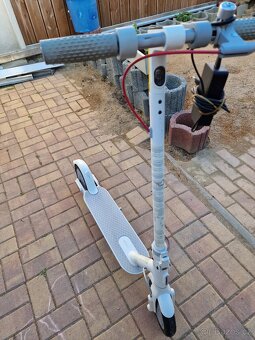 Xiaomi scooter 3 lite - 2