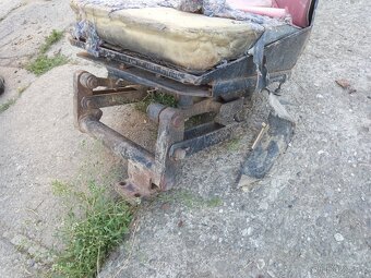 Sedačka Zetor - 2