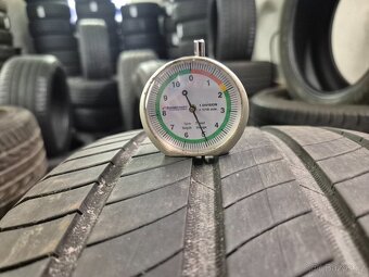 255/40 R18 MICHELIN (4,5mm) č.16293/b7 - 2