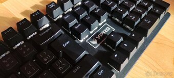 Mechanická klávesnice s RGB - 2
