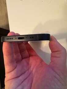 Pekny Apple iPhone 12 mini 128GB black - 2