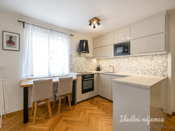 Pronájem bytu 1+kk, Černomořská, Vršovice, 21900 Kč/měs, 40 - 2