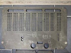 Staré rádio Tesla 619A, zadní a spodní stěna, kryt - 2