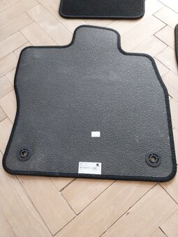 Koberce Octavia 3 - 100 Kč za sadu - 2