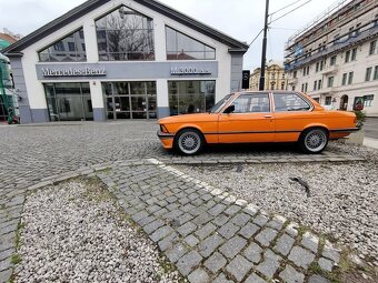 BMW E21 318is - 2