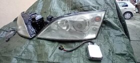 Přední světla Xenon Ford Mondeo MK 3 02-07 - 2