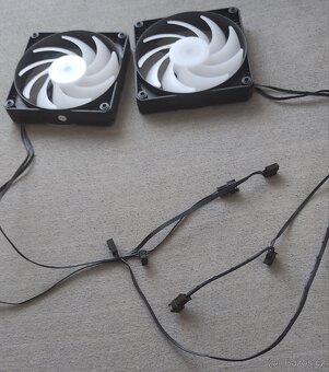 Phanteks Skiron RGB 120mm ventilátory – 120 Kč/ks - 2