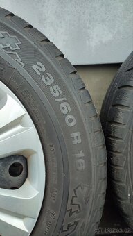 Kola Ford kuga 235/60 R16 - 2