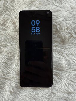 Samsung Galaxy Z Flip5 8GB/258GB Cream - 2