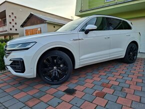 Volkswagen Touareg 3.0 TDI,210kW,R-Line,80.000km, 4x4 - 2