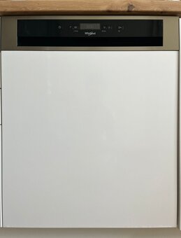 Myčka Whirlpool WBC 3C34 PF X - 2