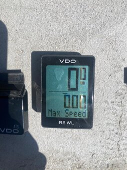 Cyklopočítač VDO R2 WL - 2