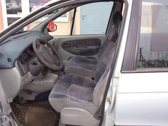 Koupím:Renault-megane-scenic 16i,16v,79kw - 2