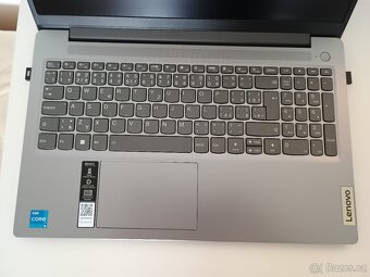 Notebook Lenovo IdeaPad 3 Slim 15IAH8 (83ER007UCK) šedý - 2