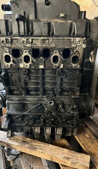 Motor 1.9 77kw bls - 2