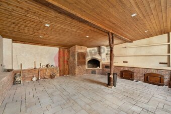 Prodej RD 1+1 50 m2, letní kuchyně 45 m2, Bošovice - 2