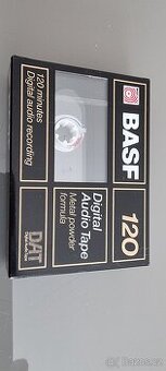 DAT kazety -  sbírka. - 2