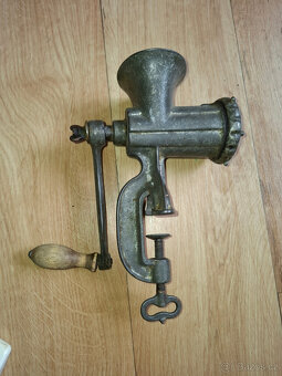 STARÝ MLÝNEK NA MASO, MASOMLÝNEK zn. IDEAL, č.5 - 2