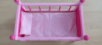 Dřevěná postýlka pro panenky - 2