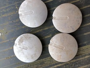 VW Golf 2  plastové pokličky na disky - 2