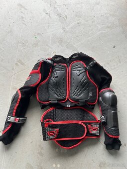 Hrudni chranic mx - 2