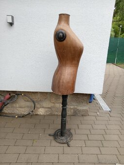 Krejčovska figuryna - 2