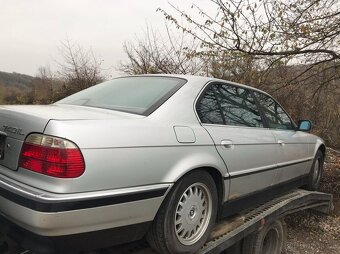 Náhradní díly BMW E38 LCI facelift 745i M62 - 2