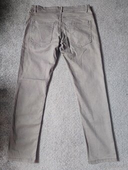 Šedé pánské kalhoty - 2