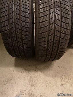 225/40 r18 225/40/18 - 2
