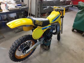 Suzuki rm 465 R.v.81 - 2
