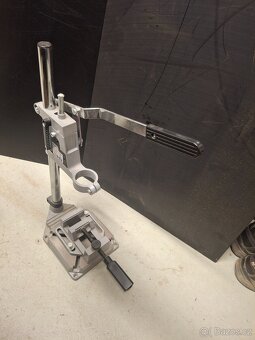 Stojan na vrtačku - 2