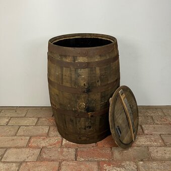 Dřevěný sud na vodu - 2