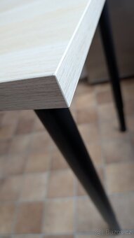 Malý Ikea stůl - 2