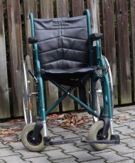 073-Mechanický invalidní vozík Meyra. - 2