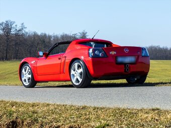 Opel Speedster 2,2 16V (2002) - 2