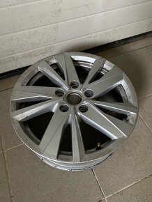 ALU kolo VW Touran - 2