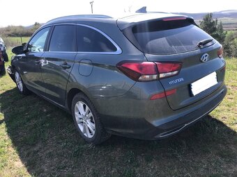 Hyundai i30 kombi 1,5 DPi, POJAZDNÉ, 2022, 23tkm - 2