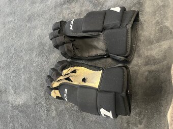 Hokejové rukavice CCM - 2