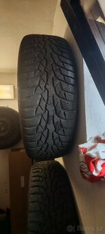 Zimni pneu 215/65 r 16 - 2