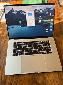 MacBook pro 16 s retina disp. 2019 nepoužívaný - 2