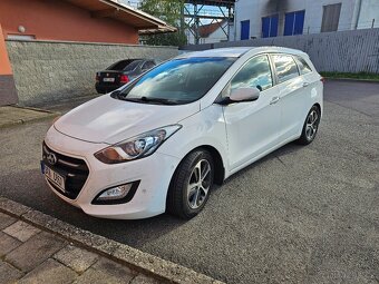 Hyundai I301.6GD 2015 - 2
