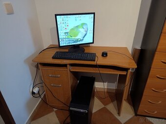 2X PC sestava s monitory - 2