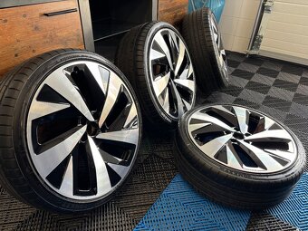 Alu kola 5x112 r20 VW ID4 - 2
