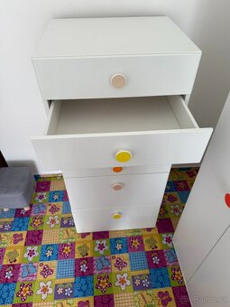 Dětská komoda se šesti zásuvkami - 2