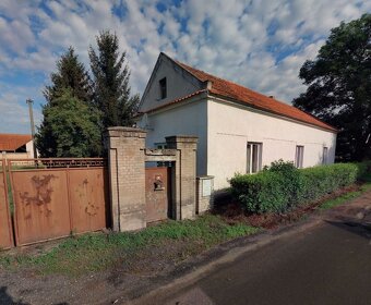 Prodej podílu 1/8 rodinného domu 127 m², Tišice - Chrást - 2